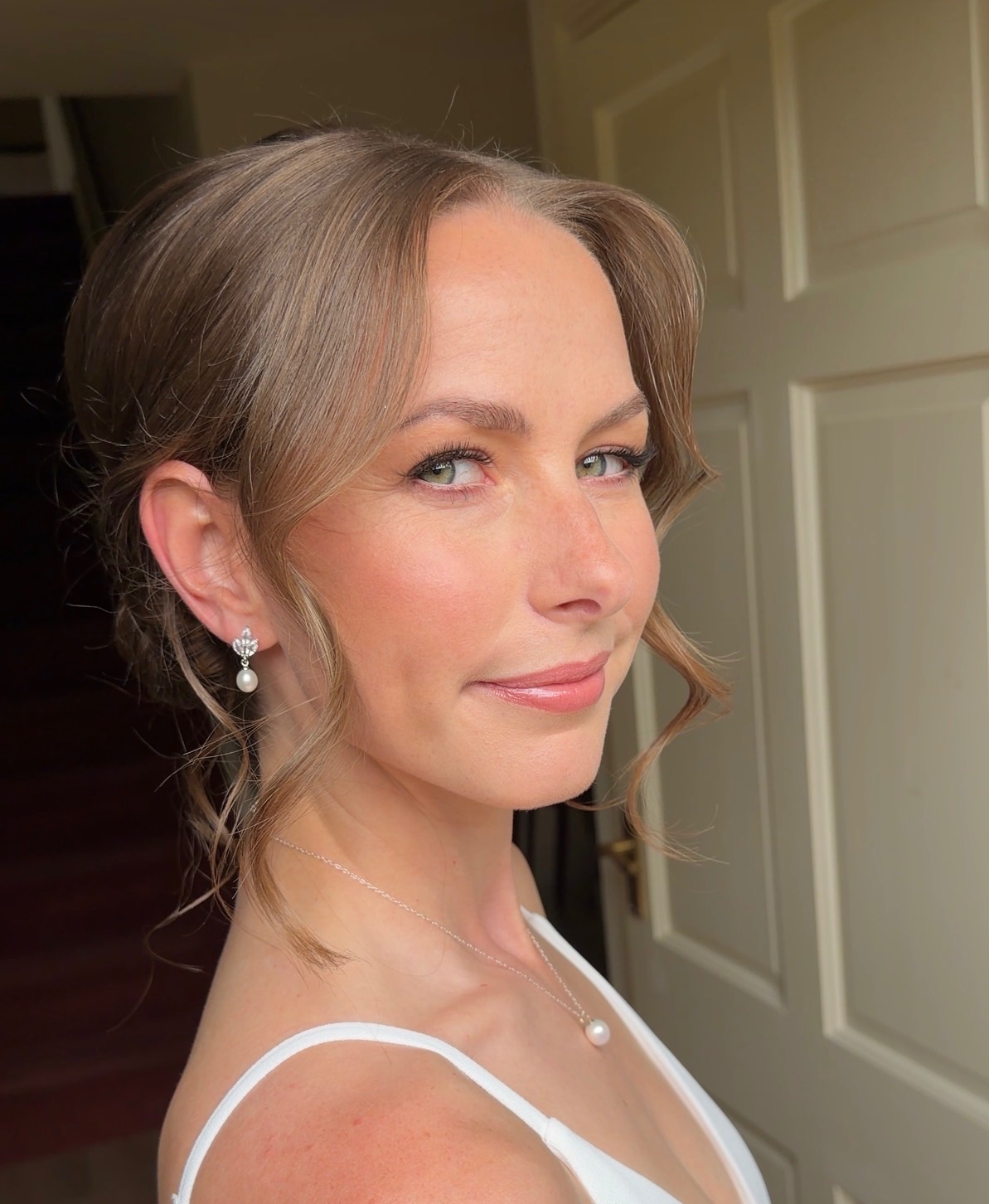 Agnes Kealy — makeup artist